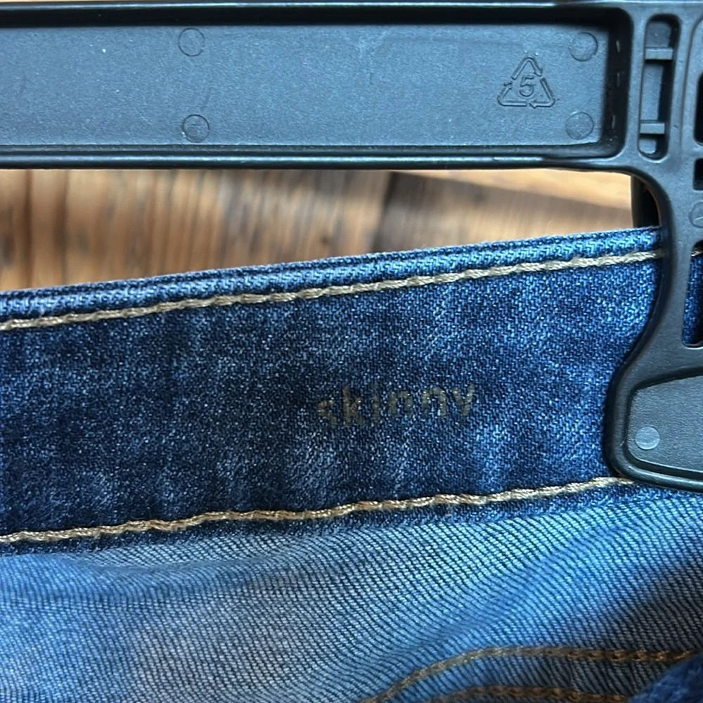 Women’s Simply Vera Skinny Jeans - Picture 5 of 6